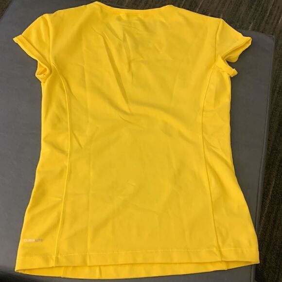 ADIDAS, climalite, workout top, v neck, near new, great condition, medium - Picture 5 of 9